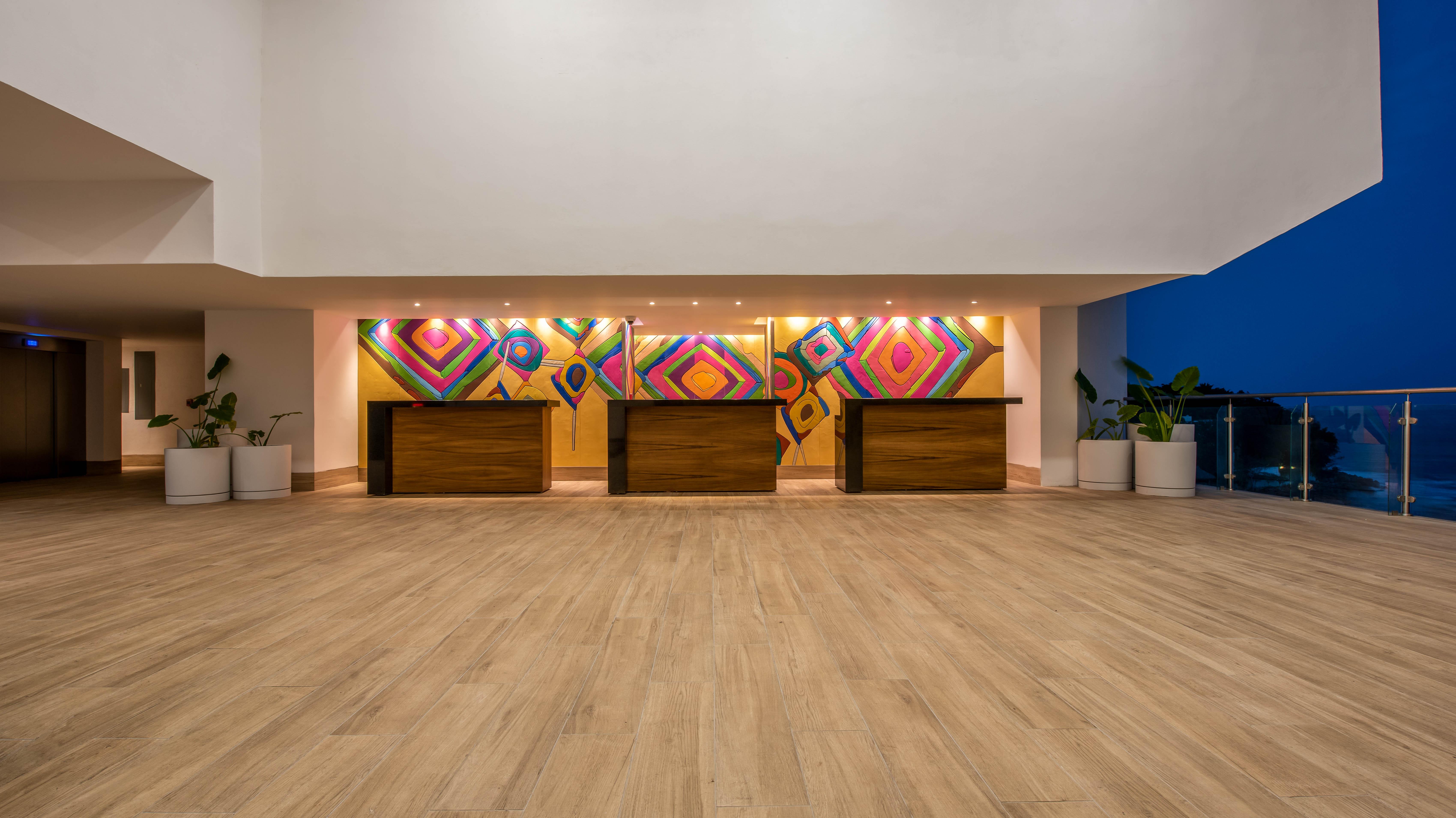 Grand Park Royal פוארטו ואלארטה מראה חיצוני תמונה Hotel's lobby